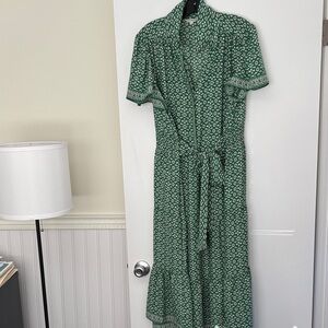 Max Studio Green Patterned Midi Dress